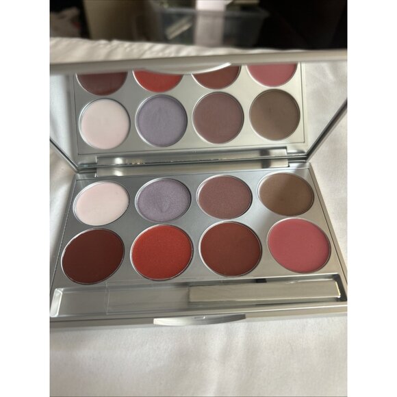 Models prefer eight lip shines of dazzling dimensions palette Kunzite zoisite #2 - Picture 1 of 13
